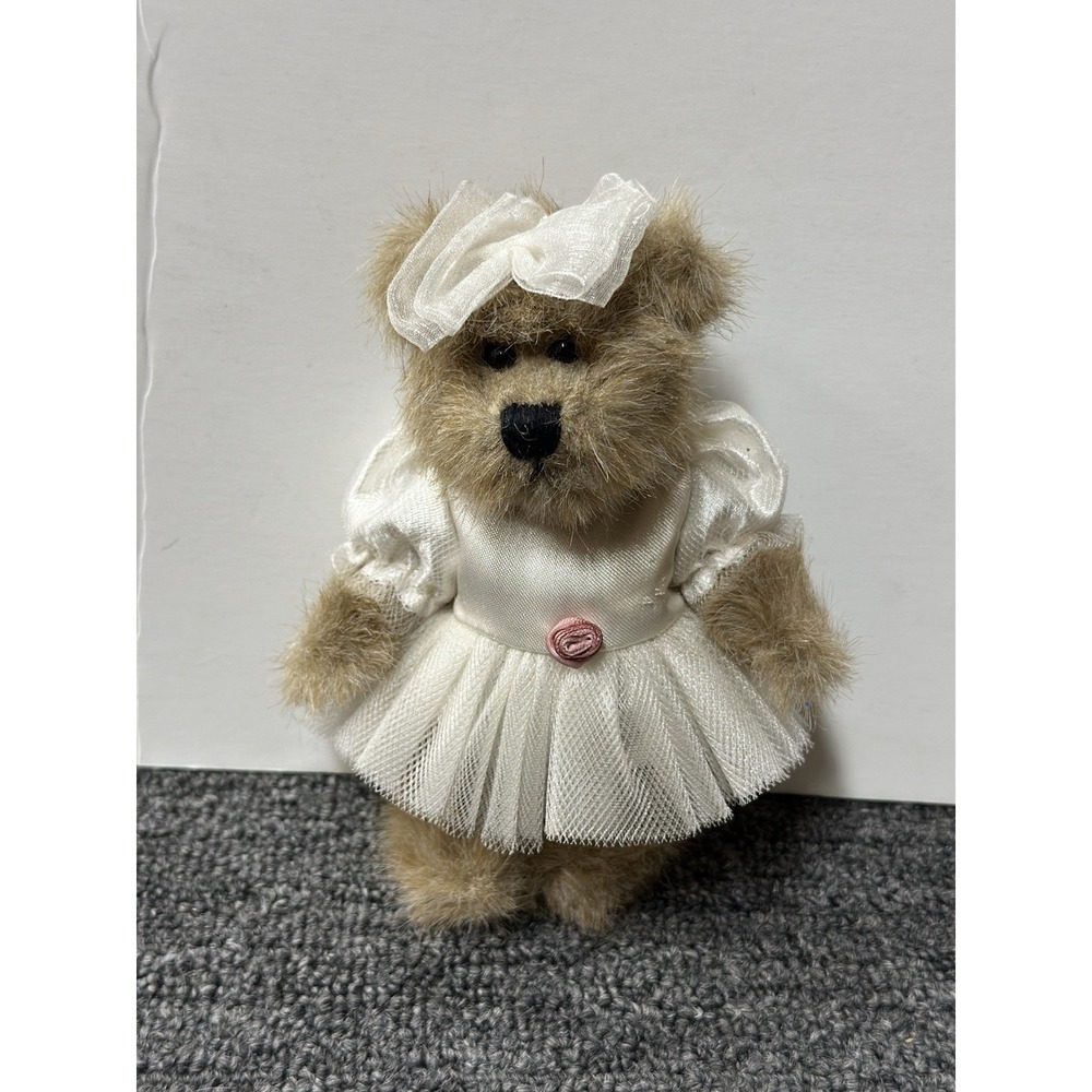 Boyd's‎ Bears & Friends "Brianna Tippeetoes" The Archive Collection #913959 6"
